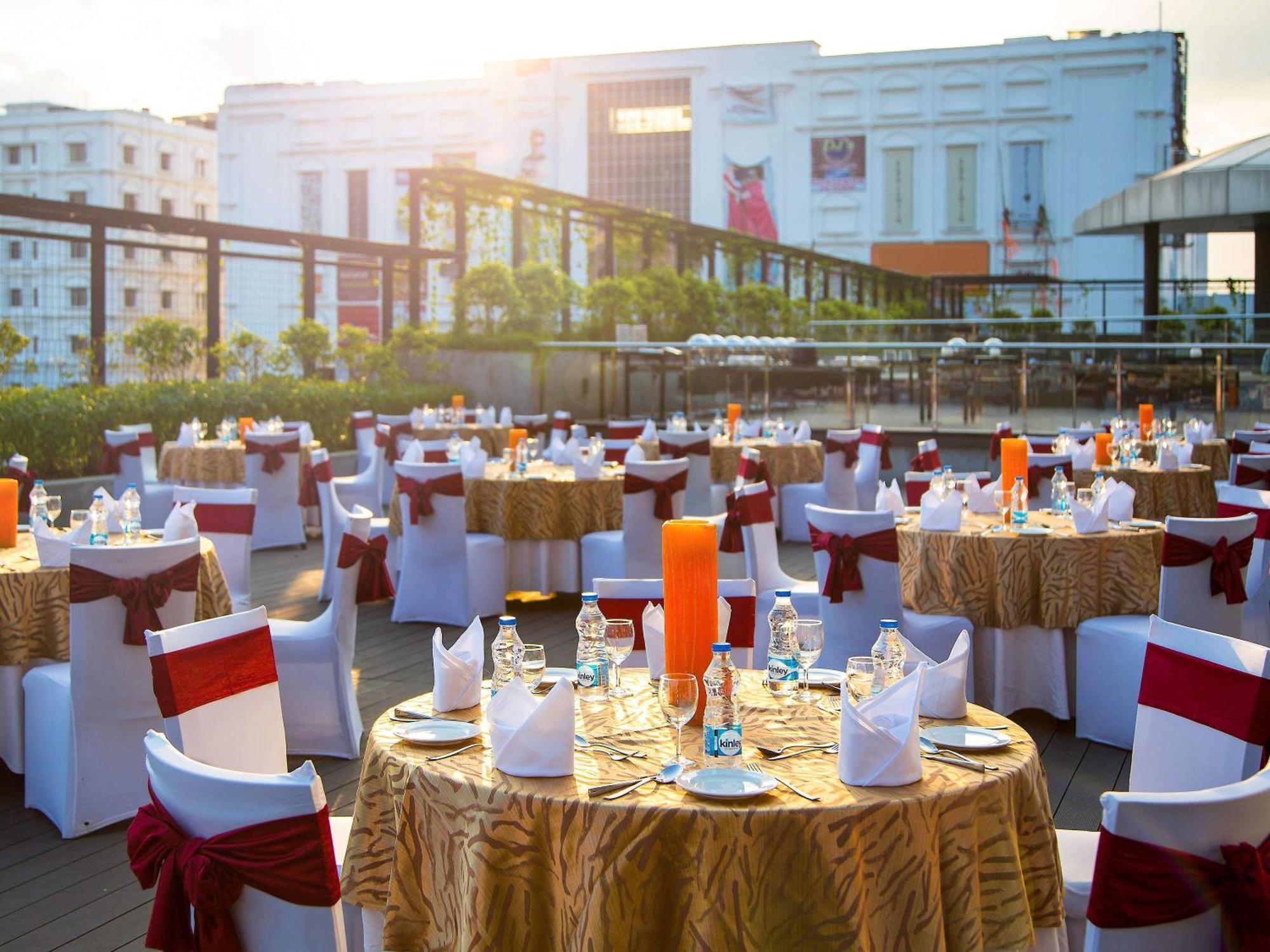 Novotel Kolkata Hotel And Residences Εξωτερικό φωτογραφία The Park, Hyderabad